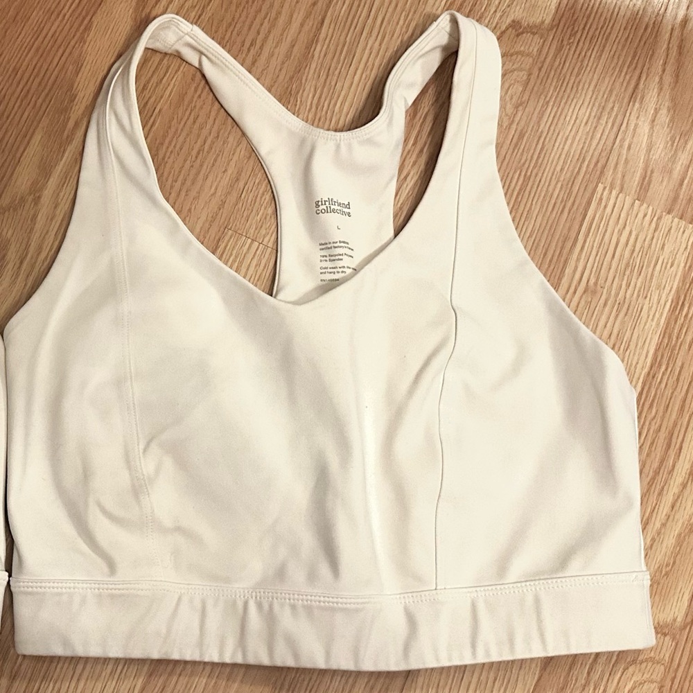 EUC - girlfriend collective - Maeve sports bra - White - L